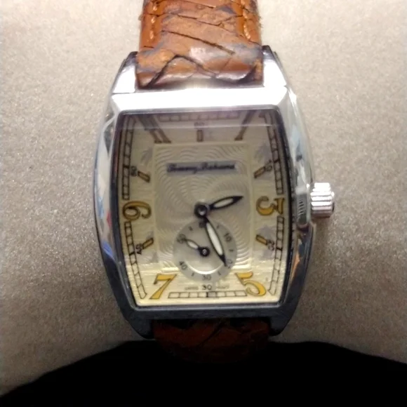 Tommy Bahama | Other | Tommy Bahama Island Heritage Ladies  display picture 1
